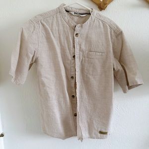 H&M button down size 5-6